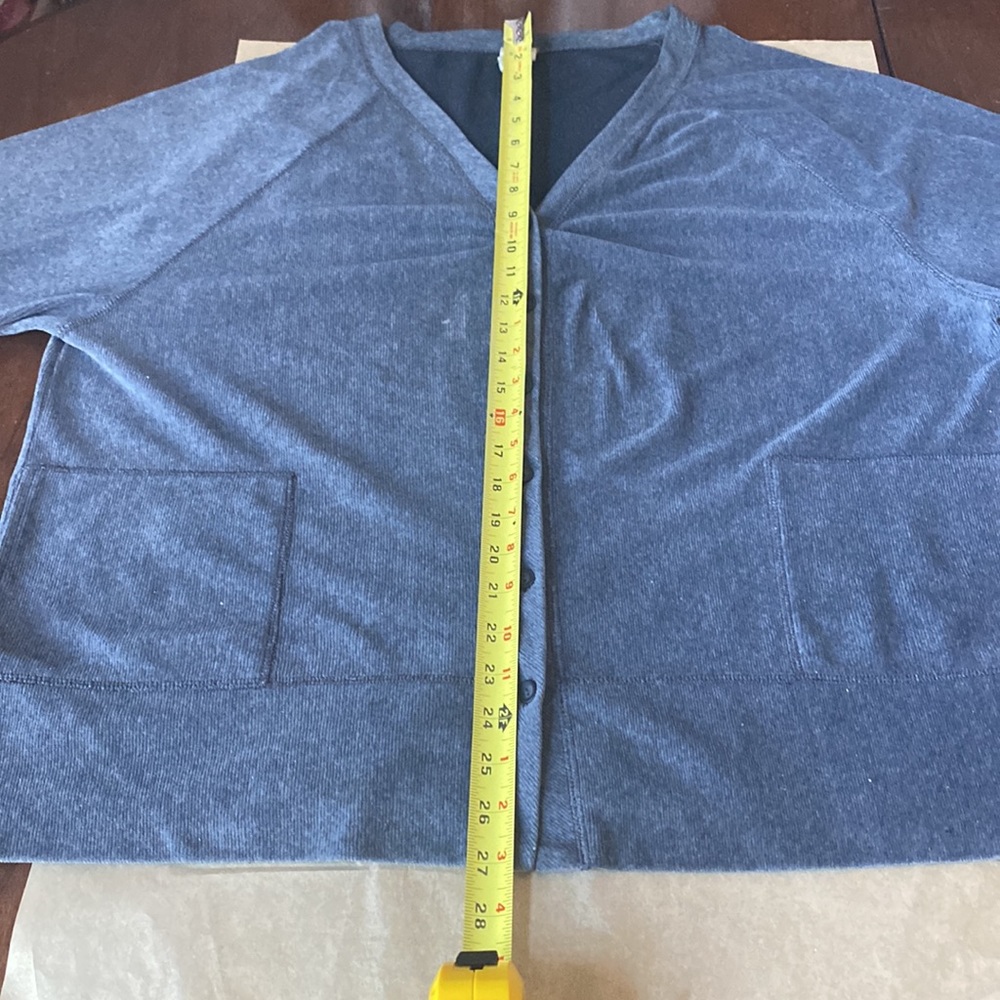 15:08- 3/$25 Bundle Only - J.Jill Velour Cardigan - Picture 14 of 16
